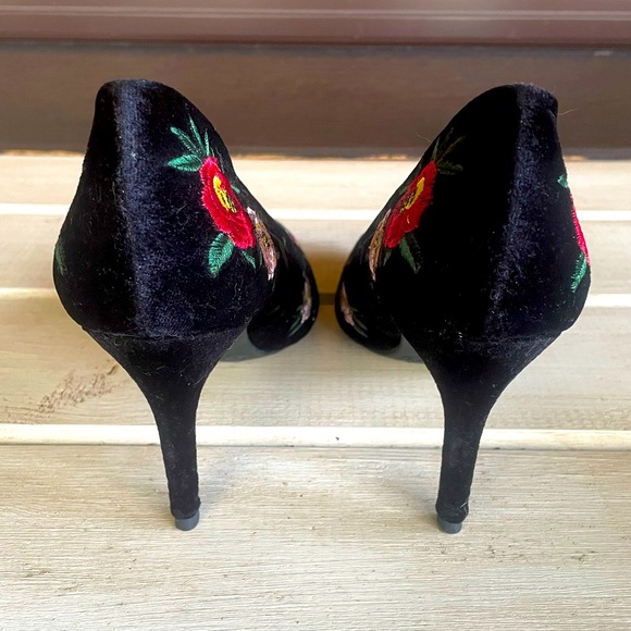 a new day Floral Black Heels, Size 10 Women’s - Picture 3 of 7